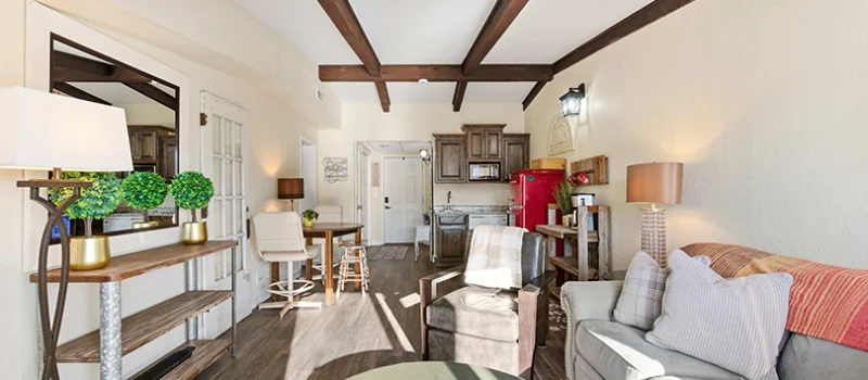 70KimberlingCrossing213_LivingRoom1